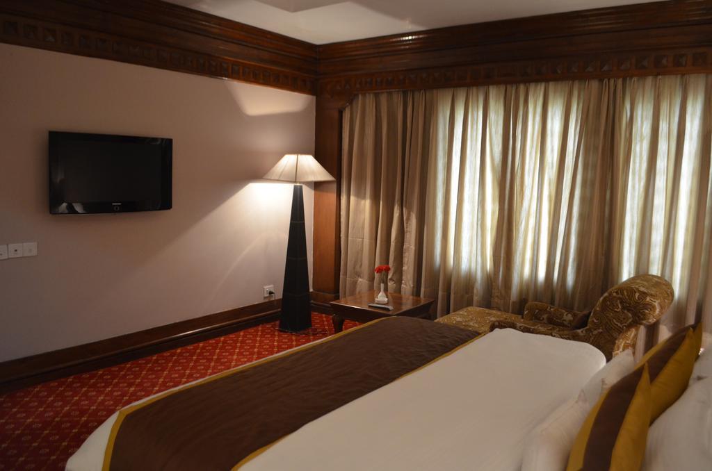 Hotel Mountview Chandīgarh Εξωτερικό φωτογραφία
