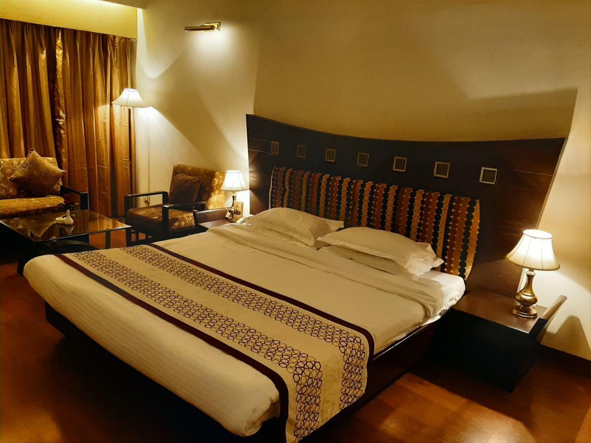 Hotel Mountview Chandīgarh Εξωτερικό φωτογραφία