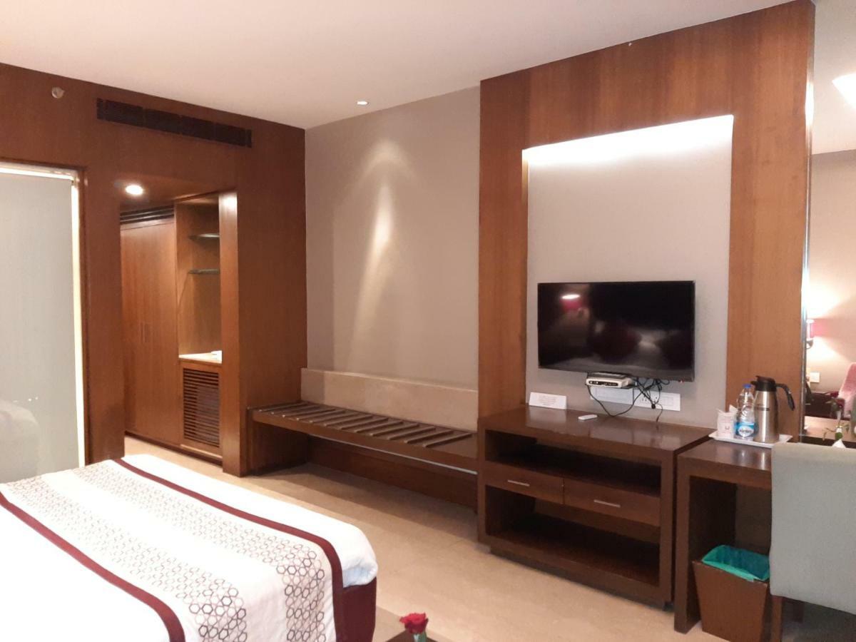 Hotel Mountview Chandīgarh Εξωτερικό φωτογραφία